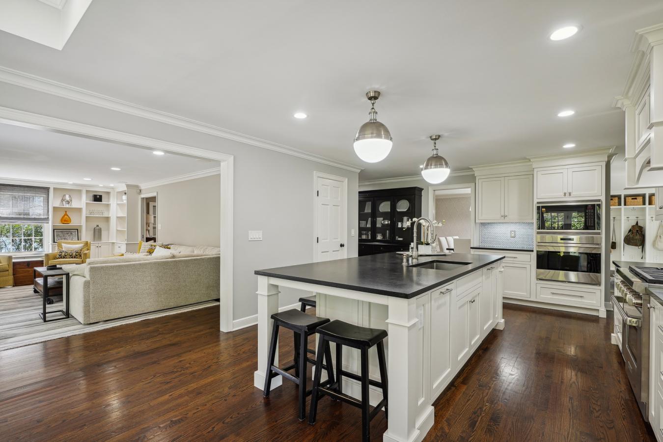 26 Knollwood Road, Short Hills, NJ, 07078, United States, 5 Bedrooms Bedrooms, ,5 BathroomsBathrooms,Residential,For Sale,26 Knollwood Road,1308245