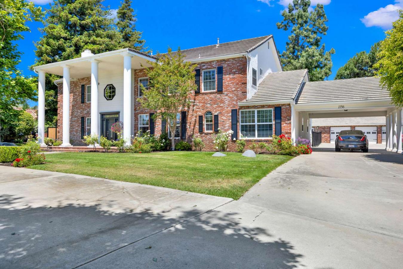 1156 Sugarbush Drive, Vista, CA, 92084, United States, 5 Bedrooms Bedrooms, ,5 BathroomsBathrooms,Residential,For Sale,1156 Sugarbush Drive,1308810