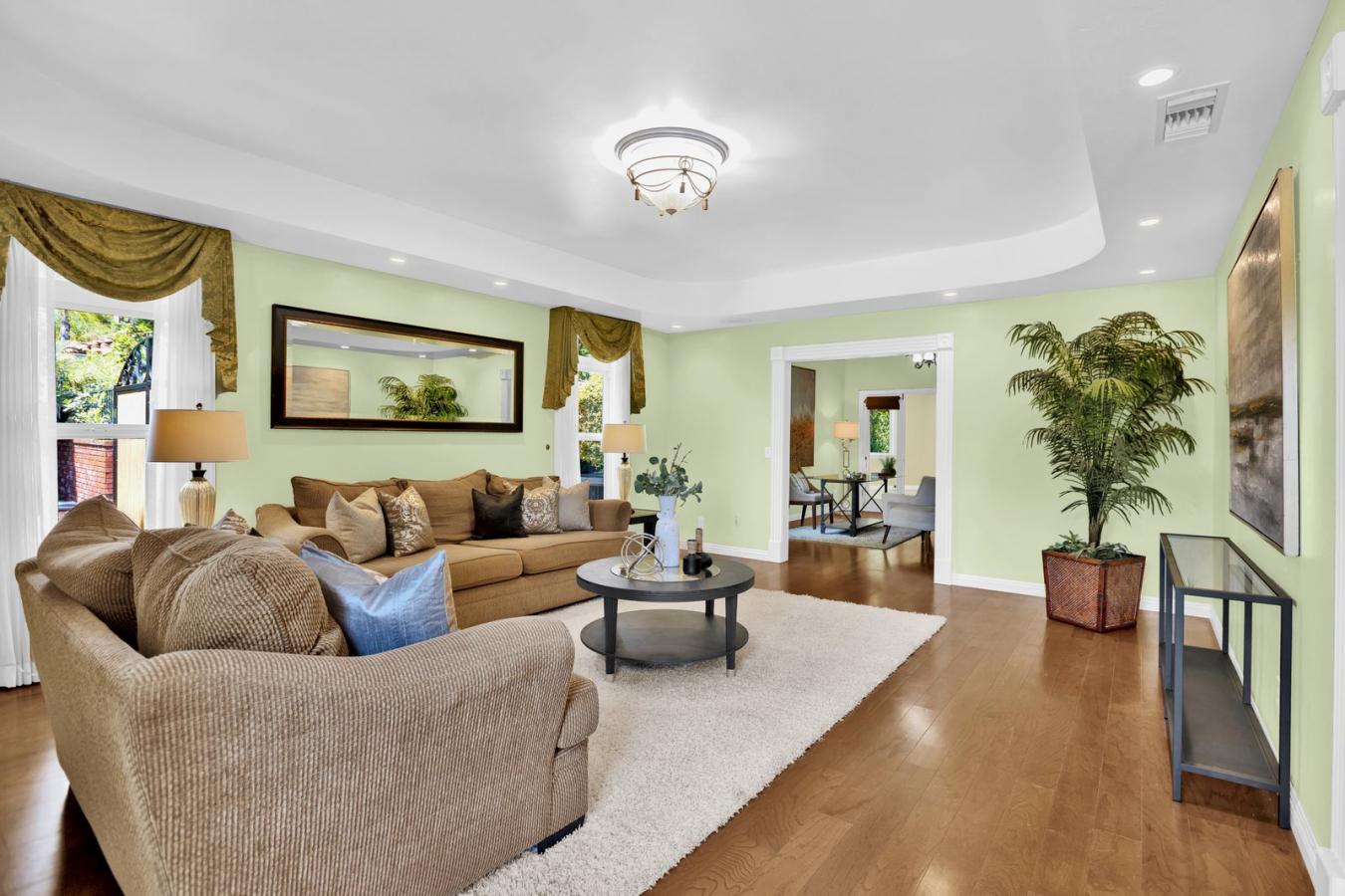 1156 Sugarbush Drive, Vista, CA, 92084, United States, 5 Bedrooms Bedrooms, ,5 BathroomsBathrooms,Residential,For Sale,1156 Sugarbush Drive,1308810