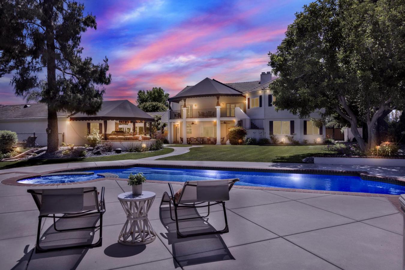 1156 Sugarbush Drive, Vista, CA, 92084, United States, 5 Bedrooms Bedrooms, ,5 BathroomsBathrooms,Residential,For Sale,1156 Sugarbush Drive,1308810