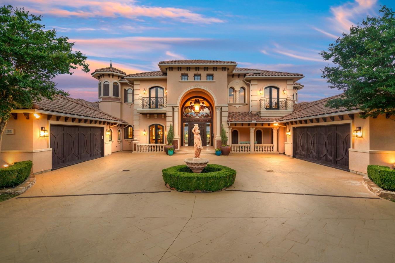 1000 Long Isles Lane, Lewisville, TX, 75056-5684, United States, 5 Bedrooms Bedrooms, ,6 BathroomsBathrooms,Residential,For Sale,1000 Long Isles Lane,1314528