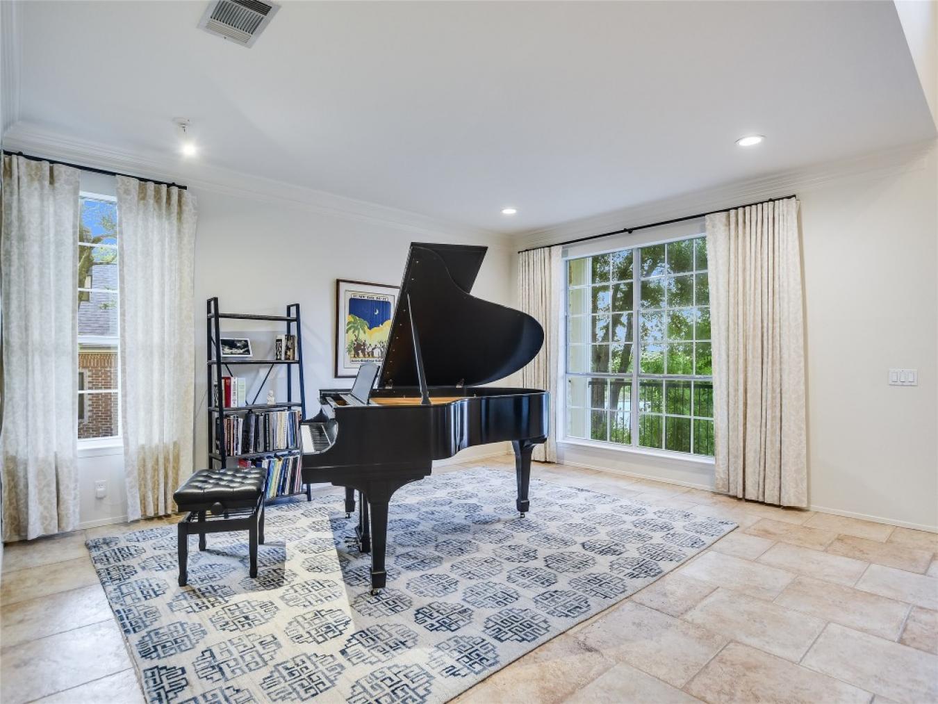 2702 Creeks Edge Parkway, Austin, TX, 78733, United States, 5 Bedrooms Bedrooms, ,3 BathroomsBathrooms,Residential,For Sale,2702 Creeks Edge Parkway,1314347