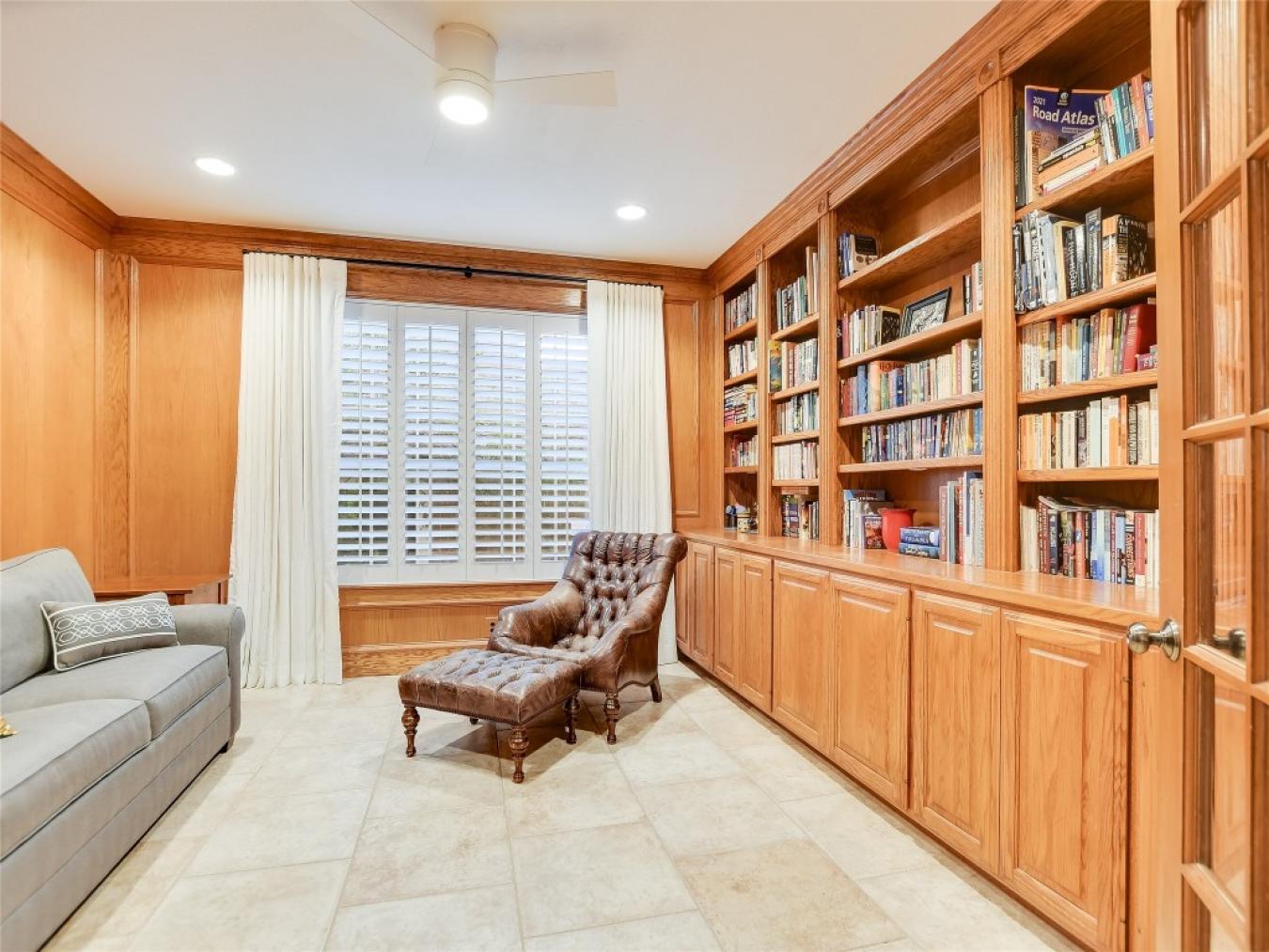 2702 Creeks Edge Parkway, Austin, TX, 78733, United States, 5 Bedrooms Bedrooms, ,3 BathroomsBathrooms,Residential,For Sale,2702 Creeks Edge Parkway,1314347