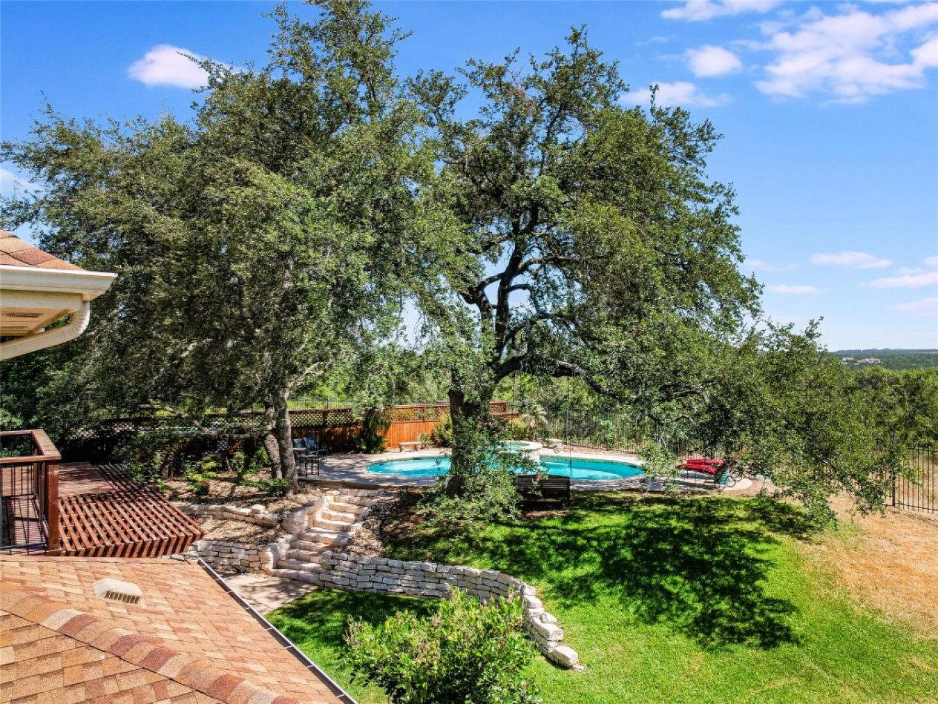2702 Creeks Edge Parkway, Austin, TX, 78733, United States, 5 Bedrooms Bedrooms, ,3 BathroomsBathrooms,Residential,For Sale,2702 Creeks Edge Parkway,1314347