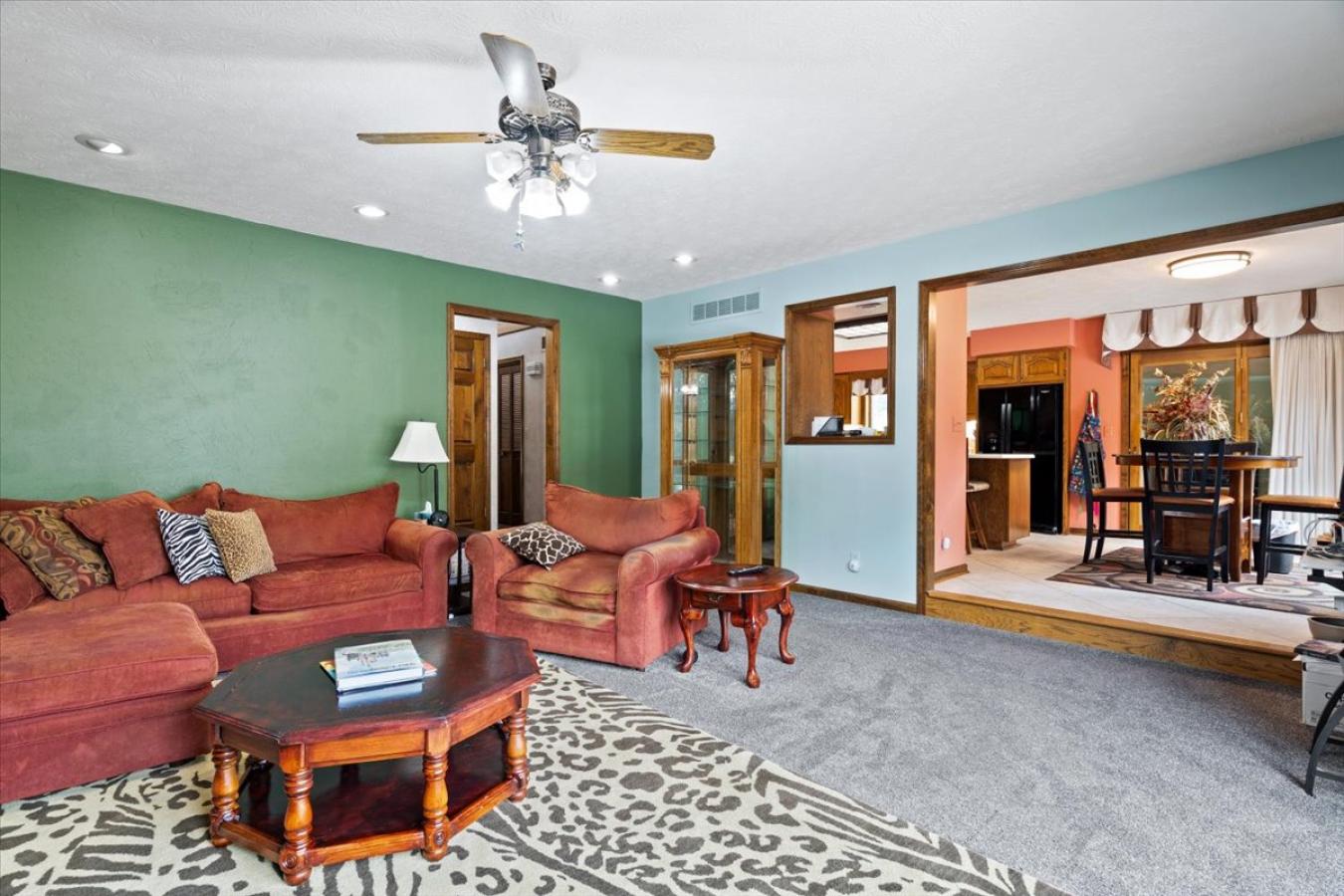 2132 SW White Church Road, Princeton, IN, 47670, United States, 4 Bedrooms Bedrooms, ,2 BathroomsBathrooms,Residential,For Sale,2132 SW White Church Road,1314522