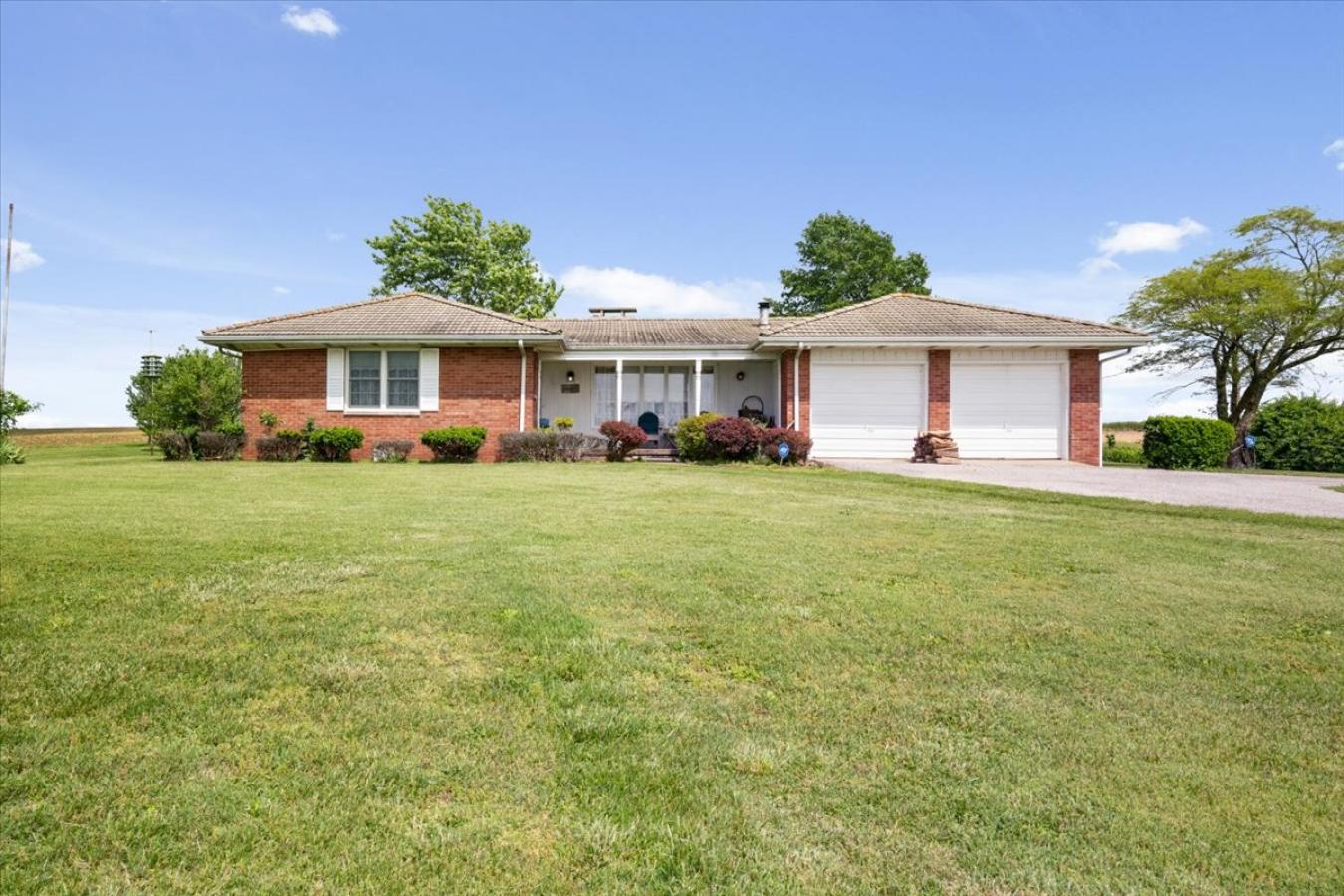 This one story ranch has so much to offer. If you have dreamed of owni – image 1