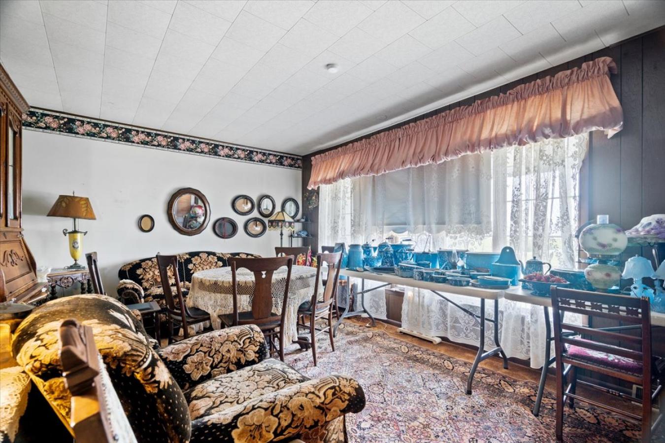 This one story ranch has so much to offer. If you have dreamed of owni – image 3
