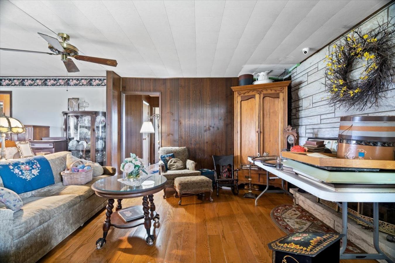 This one story ranch has so much to offer. If you have dreamed of owni – image 6