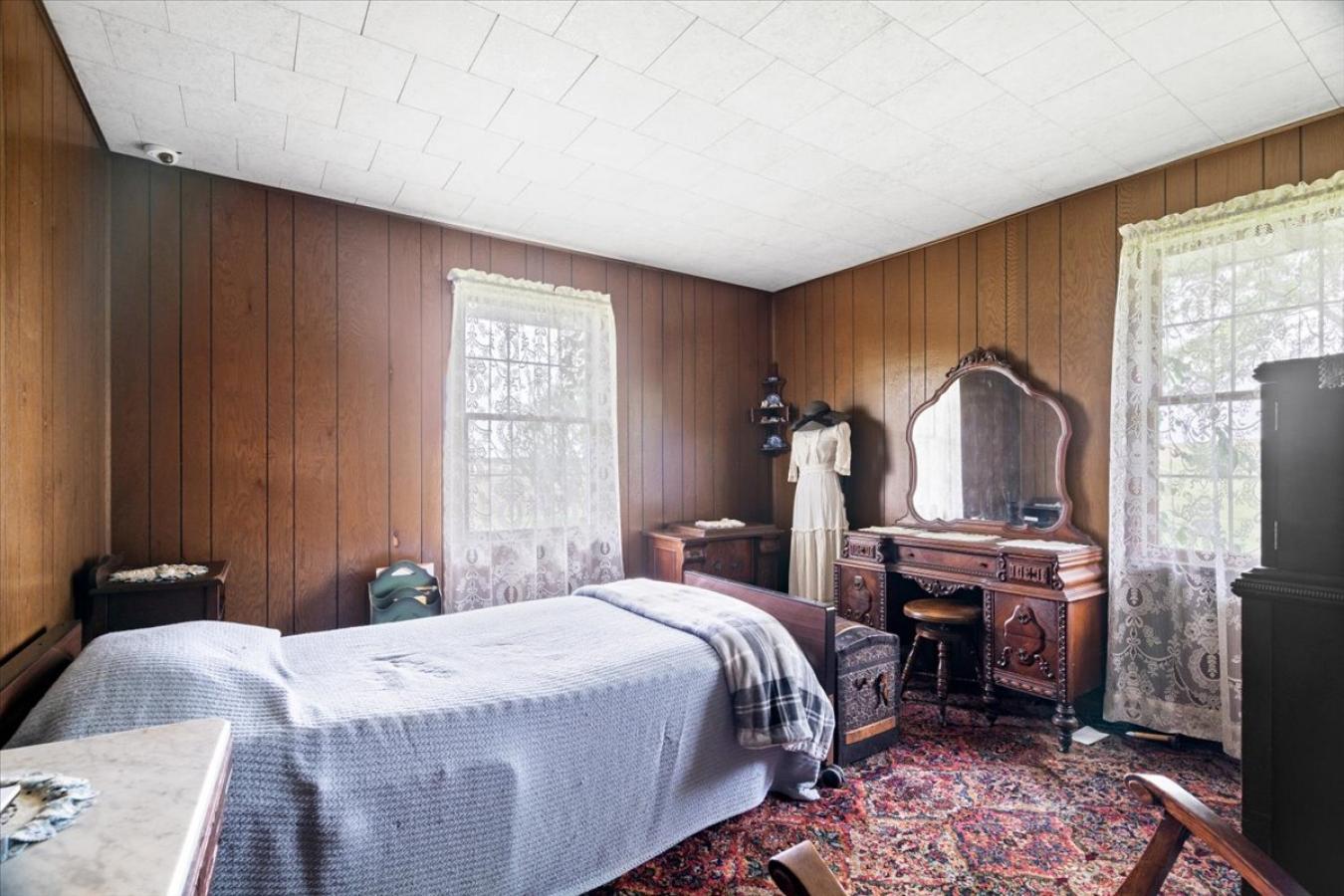 This one story ranch has so much to offer. If you have dreamed of owni – image 17