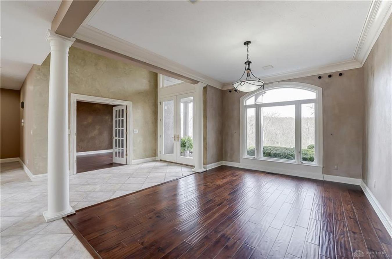 1657 Glenwood, Sugarcreek Township, OH, 45440, United States, 5 Bedrooms Bedrooms, ,4 BathroomsBathrooms,Residential,For Sale,1657 Glenwood,1318108
