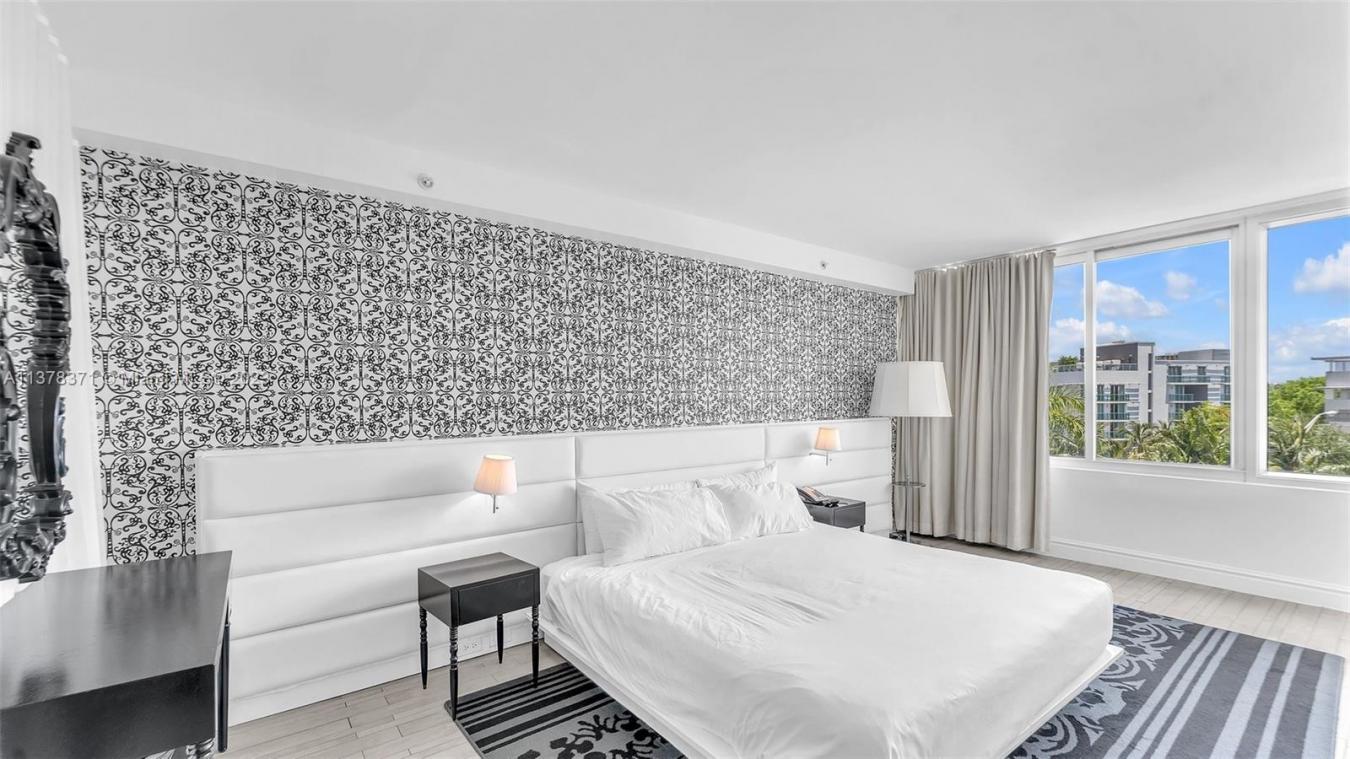 1100 West Avenue, Miami Beach, Florida, 33139, United States, 1 Bedroom Bedrooms, ,1 BathroomBathrooms,Residential,For Sale,1100 West Avenue,1319209