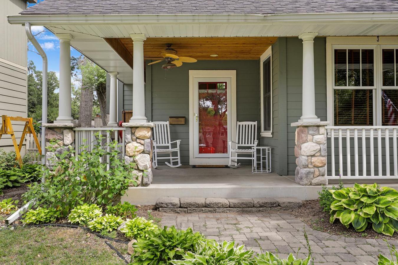 4247 Wooddale, Saint Louis Park, MN, 55416, United States, 4 Bedrooms Bedrooms, ,2 BathroomsBathrooms,Residential,For Sale,4247 Wooddale,1321313