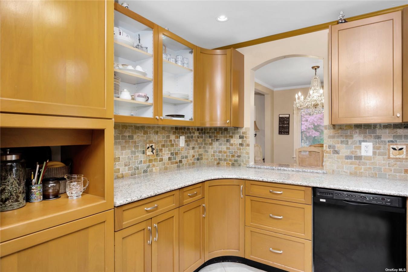 56-57 E Hampton Boulevard, Bayside, NY, 11364, United States, 6 Bedrooms Bedrooms, ,4 BathroomsBathrooms,Residential,For Sale,56-57 E Hampton Boulevard,1322593