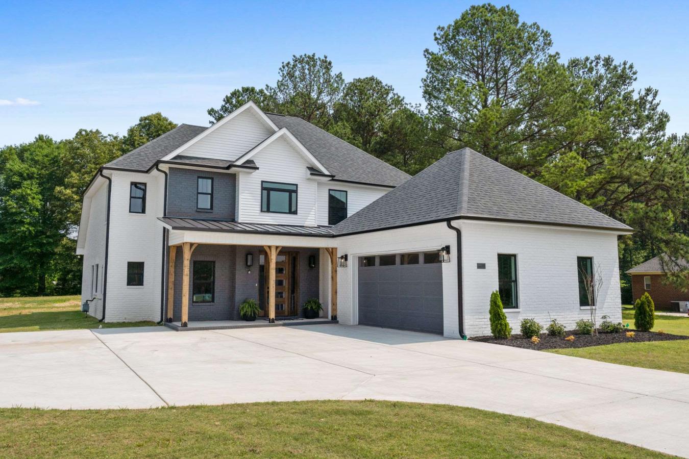 145 Mercury Lane, Madison, AL, 35757, United States, 4 Bedrooms Bedrooms, ,3 BathroomsBathrooms,Residential,For Sale,145 Mercury Lane,1322588