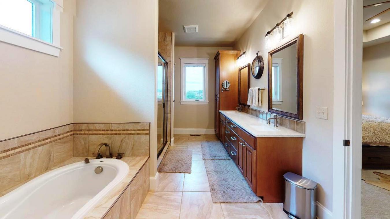 3962 Foothill Drive, Lewiston, ID, 83501, United States, 4 Bedrooms Bedrooms, ,3 BathroomsBathrooms,Residential,For Sale,3962 Foothill Drive,1323743