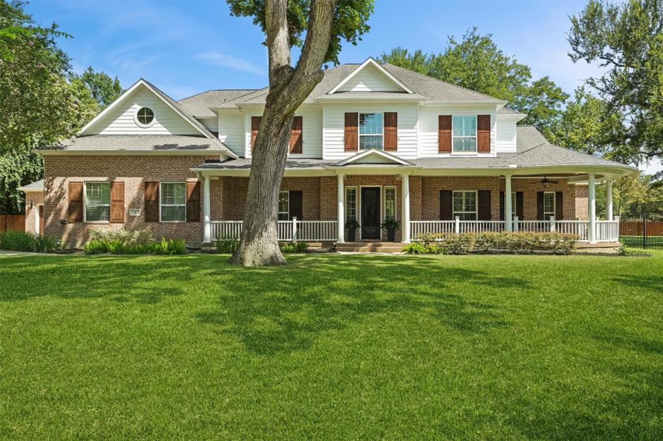 1 Tall Trail, Missouri City, TX, 77459, United States, 5 Bedrooms Bedrooms, ,4 BathroomsBathrooms,Residential,For Sale,1 Tall Trail,1324043