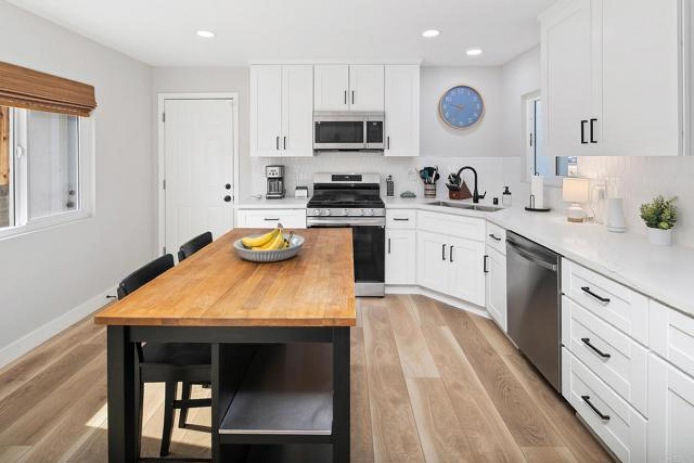 13680 Cynthia, Poway, CA, 92064, United States, 3 Bedrooms Bedrooms, ,2 BathroomsBathrooms,Residential,For Sale,13680 Cynthia,1325326