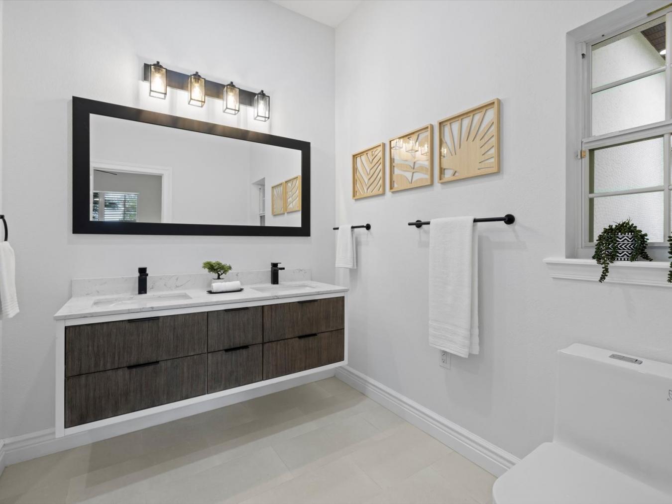 1707 Caribbean Drive, Sarasota, Florida, 34231, United States, 4 Bedrooms Bedrooms, ,3 BathroomsBathrooms,Residential,For Sale,1707 Caribbean Drive,1328429