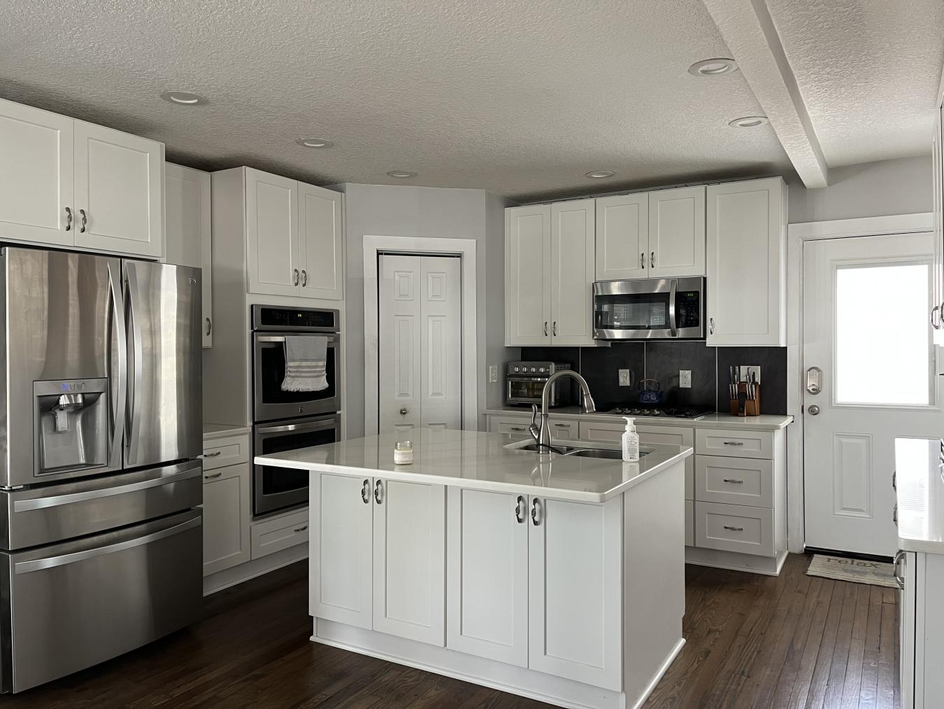 217 Davis Street, NEPTUNE BEACH, FL, 32266, United States, 6 Bedrooms Bedrooms, ,4 BathroomsBathrooms,Residential,For Sale,217 Davis Street,1330487