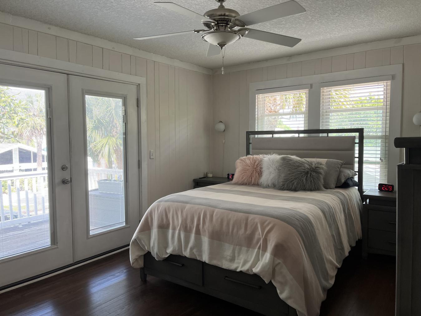 217 Davis Street, NEPTUNE BEACH, FL, 32266, United States, 6 Bedrooms Bedrooms, ,4 BathroomsBathrooms,Residential,For Sale,217 Davis Street,1330487