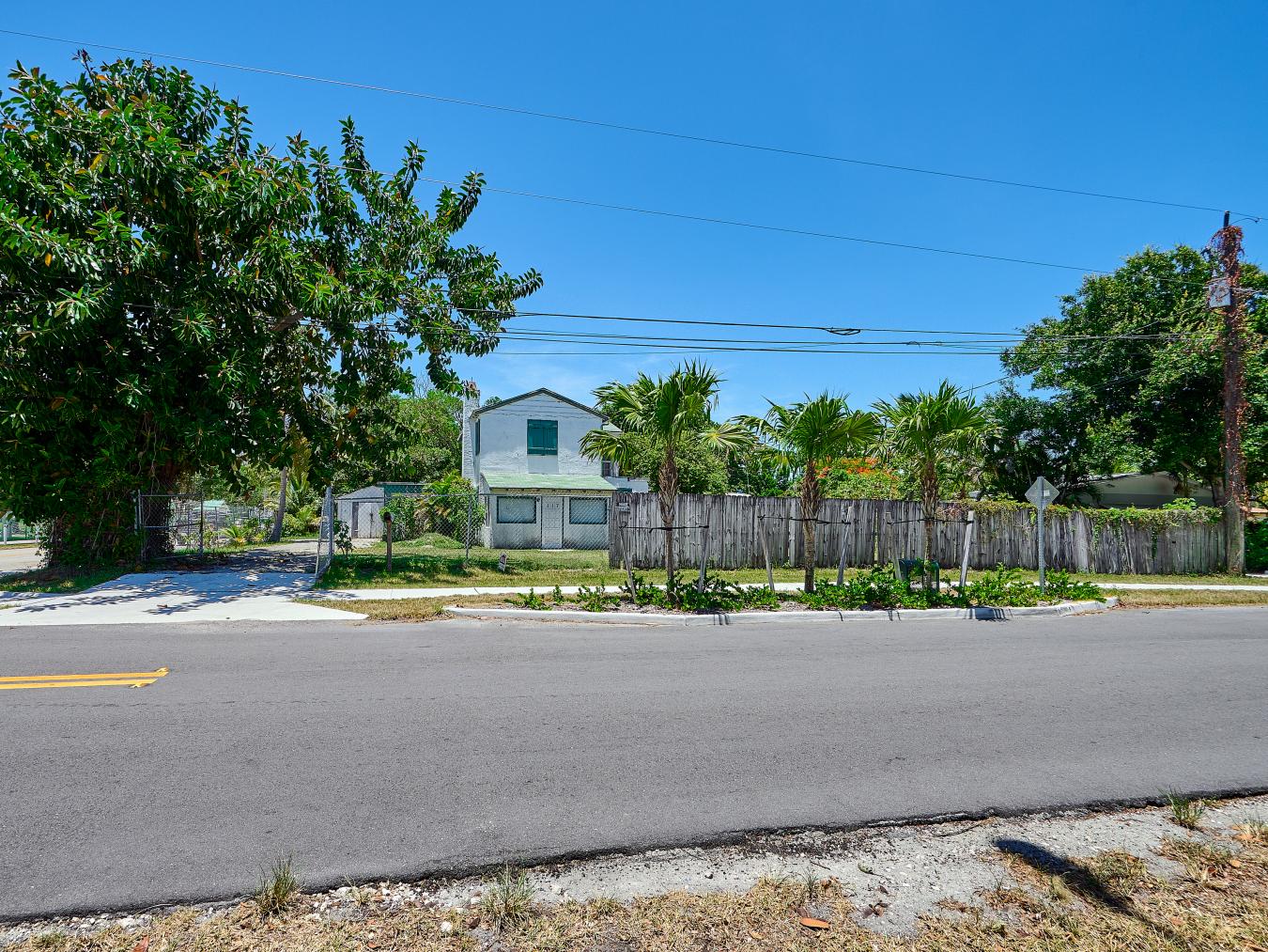 117 SW 4th Street, Delray Beach, FL, 33444, United States, 4 Bedrooms Bedrooms, ,3 BathroomsBathrooms,Residential,For Sale,117 SW 4th Street,1330486