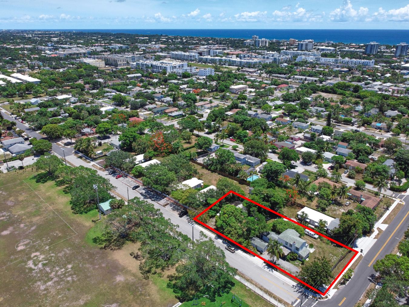 117 SW 4th Street, Delray Beach, FL, 33444, United States, 4 Bedrooms Bedrooms, ,3 BathroomsBathrooms,Residential,For Sale,117 SW 4th Street,1330486