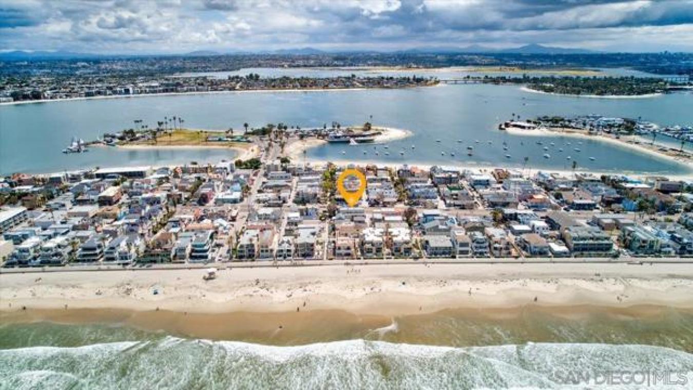 727 Ostend Court, San Diego, CA, 92109, United States, 3 Bedrooms Bedrooms, ,2 BathroomsBathrooms,Residential,For Sale,727 Ostend Court,1332734