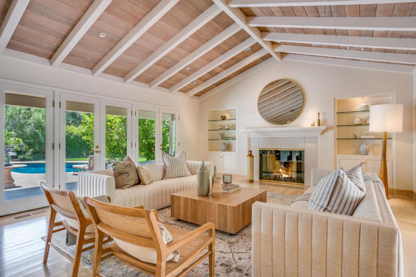 2 Mesa Court, Atherton, CA, 94027, United States, 4 Bedrooms Bedrooms, ,4 BathroomsBathrooms,Residential,For Sale,2 Mesa Court,1334379