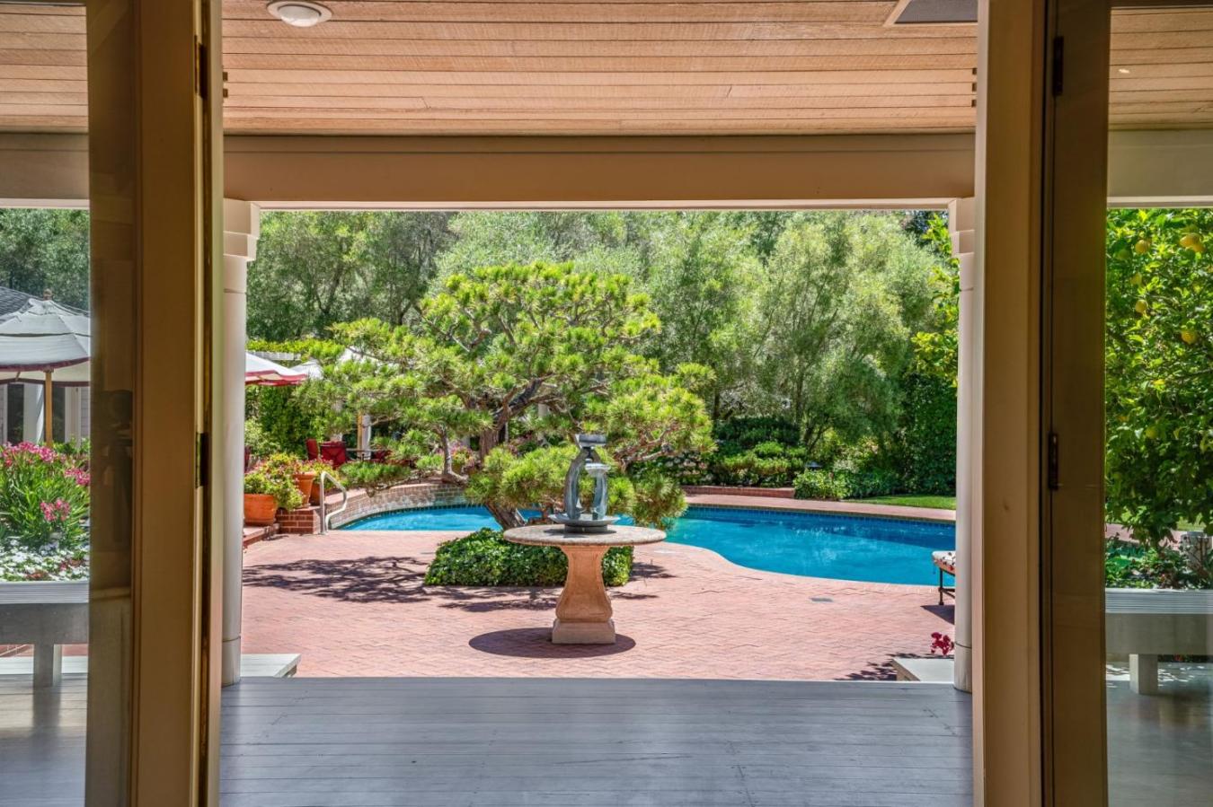 2 Mesa Court, Atherton, CA, 94027, United States, 4 Bedrooms Bedrooms, ,4 BathroomsBathrooms,Residential,For Sale,2 Mesa Court,1334379