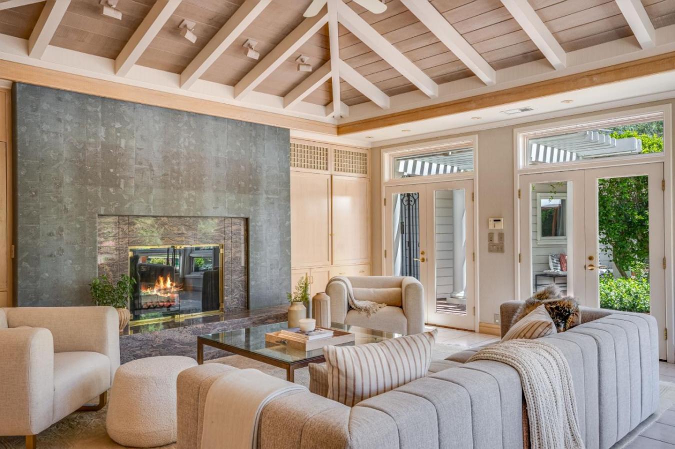 2 Mesa Court, Atherton, CA, 94027, United States, 4 Bedrooms Bedrooms, ,4 BathroomsBathrooms,Residential,For Sale,2 Mesa Court,1334379