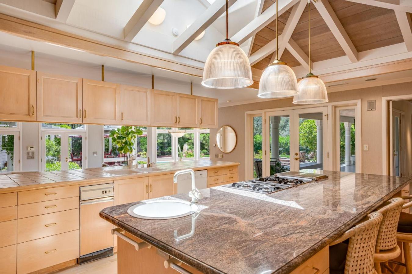 2 Mesa Court, Atherton, CA, 94027, United States, 4 Bedrooms Bedrooms, ,4 BathroomsBathrooms,Residential,For Sale,2 Mesa Court,1334379