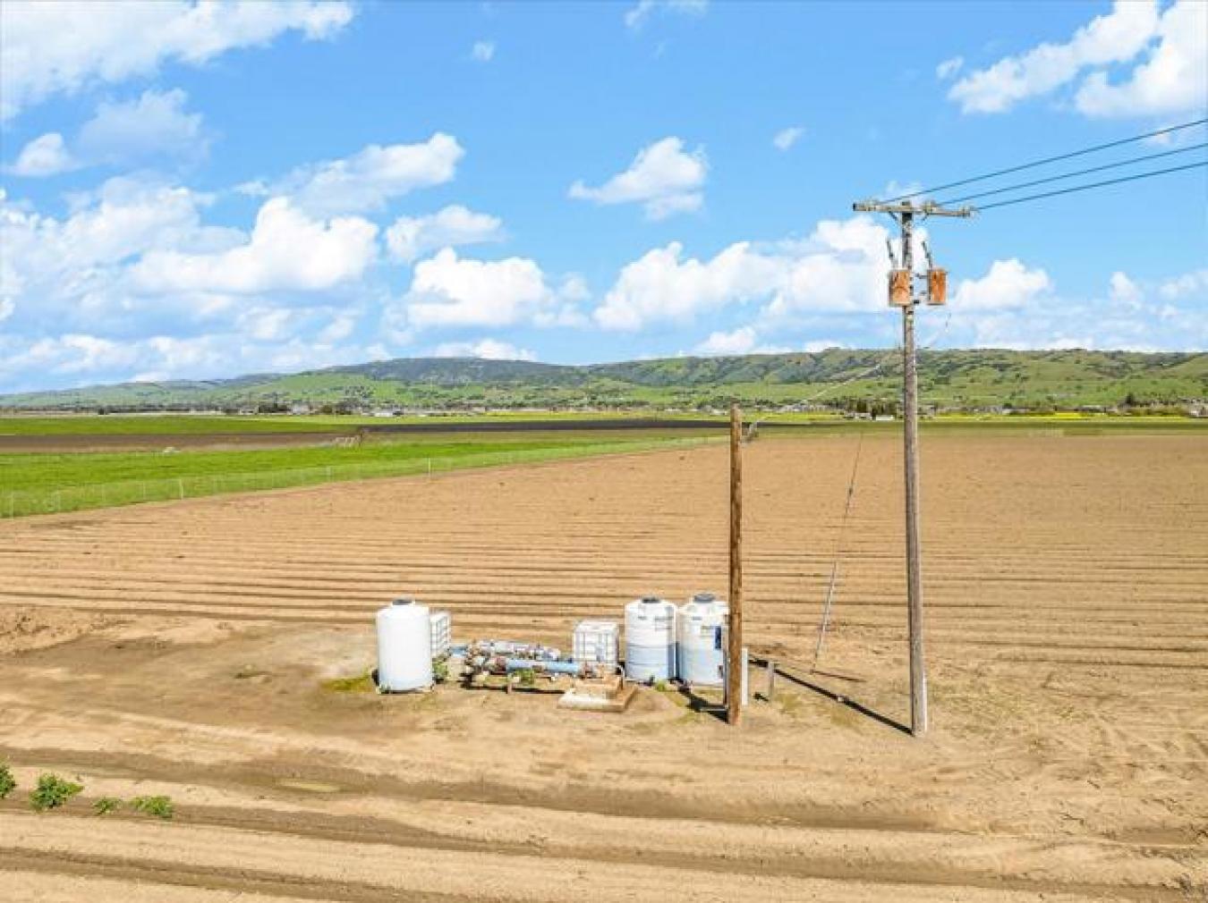 1875 Pacheco Pass, Gilroy, CA, 95020, United States, ,Residential,For Sale,1875 Pacheco Pass,1334378