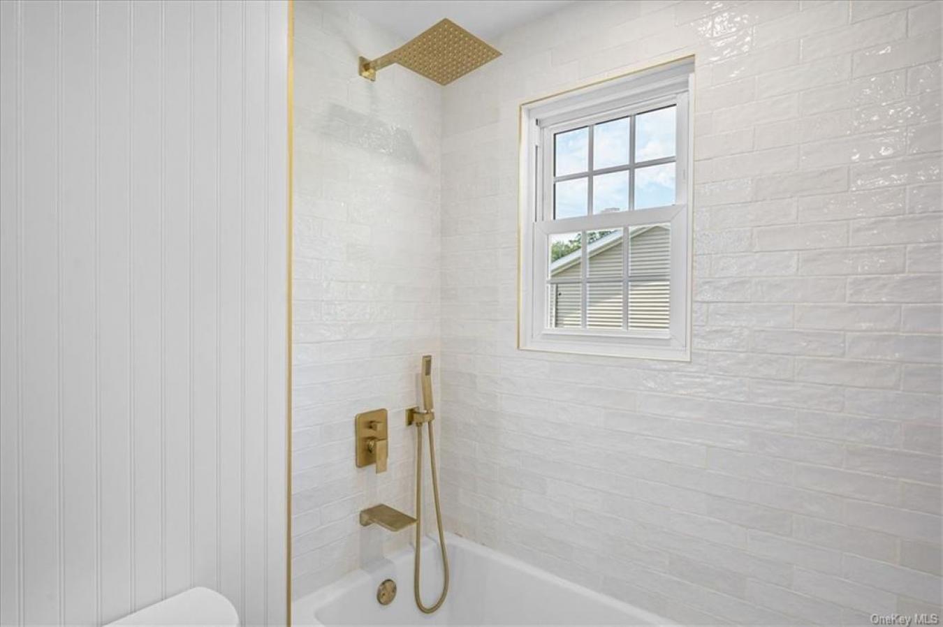 221 Betsy Brown Road, Rye Brook, New York, 10573, United States, 3 Bedrooms Bedrooms, ,3 BathroomsBathrooms,Residential,For Sale,221 Betsy Brown Road,1335308