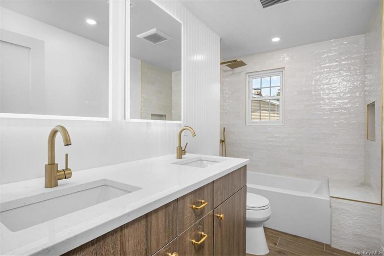 221 Betsy Brown Road, Rye Brook, New York, 10573, United States, 3 Bedrooms Bedrooms, ,3 BathroomsBathrooms,Residential,For Sale,221 Betsy Brown Road,1335308