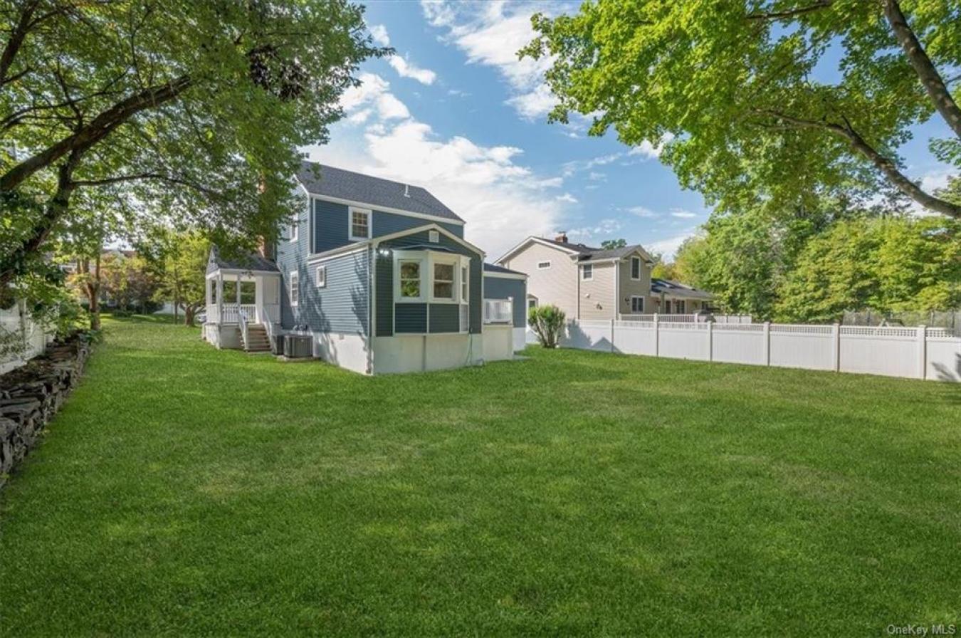 221 Betsy Brown Road, Rye Brook, New York, 10573, United States, 3 Bedrooms Bedrooms, ,3 BathroomsBathrooms,Residential,For Sale,221 Betsy Brown Road,1335308