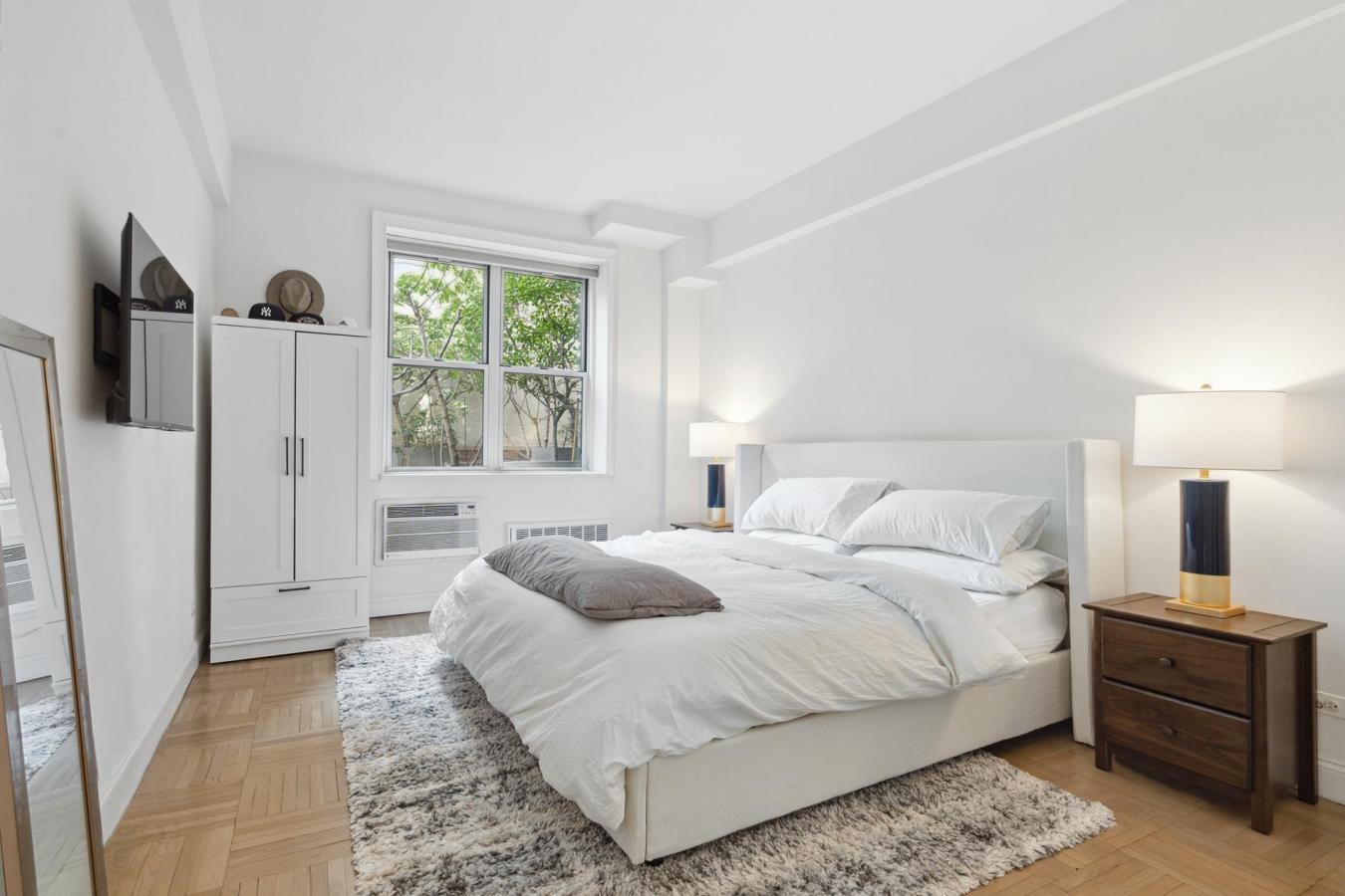 350 Bleecker Street, New York, NY, 10014, United States, 1 Bedroom Bedrooms, ,1 BathroomBathrooms,Residential,For Sale,350 Bleecker Street,1335307