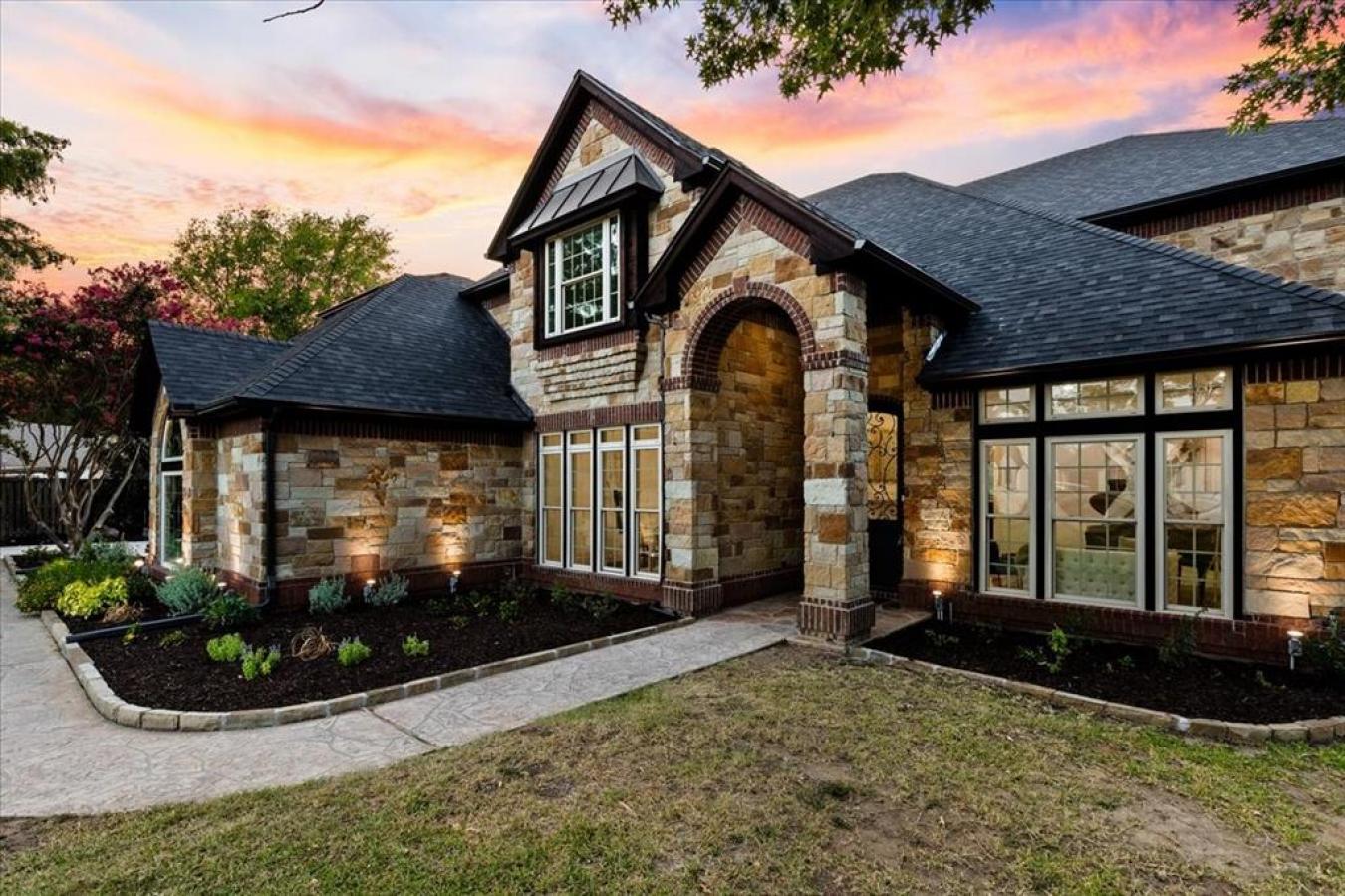 210 Canyon Oaks, Argyle, TX, 76226, United States, 6 Bedrooms Bedrooms, ,5 BathroomsBathrooms,Residential,For Sale,210 Canyon Oaks,1335302