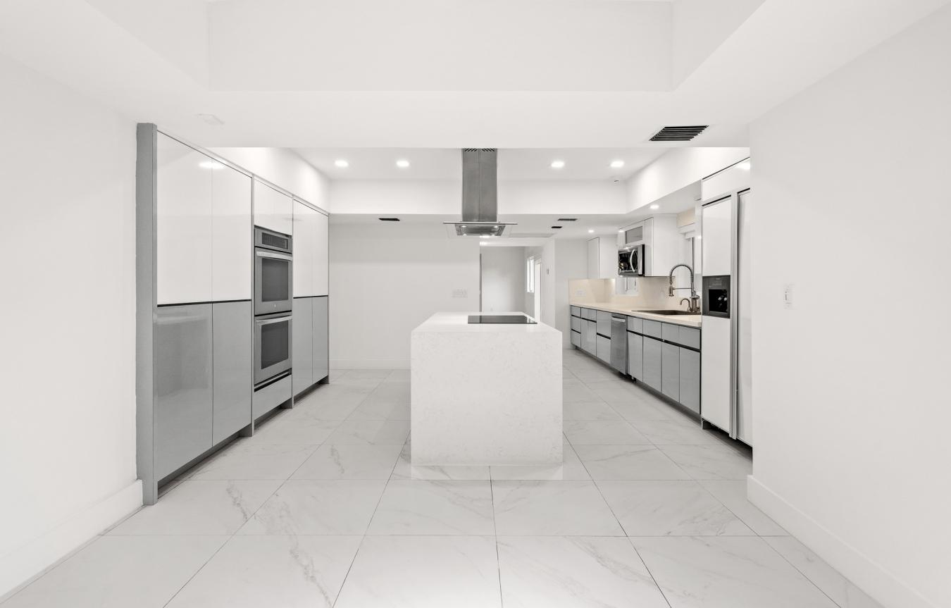 1941 S. Oak Haven Circle, Miami, FL, 33179, United States, 5 Bedrooms Bedrooms, ,6 BathroomsBathrooms,Residential,For Sale,1941 S. Oak Haven Circle,1336972