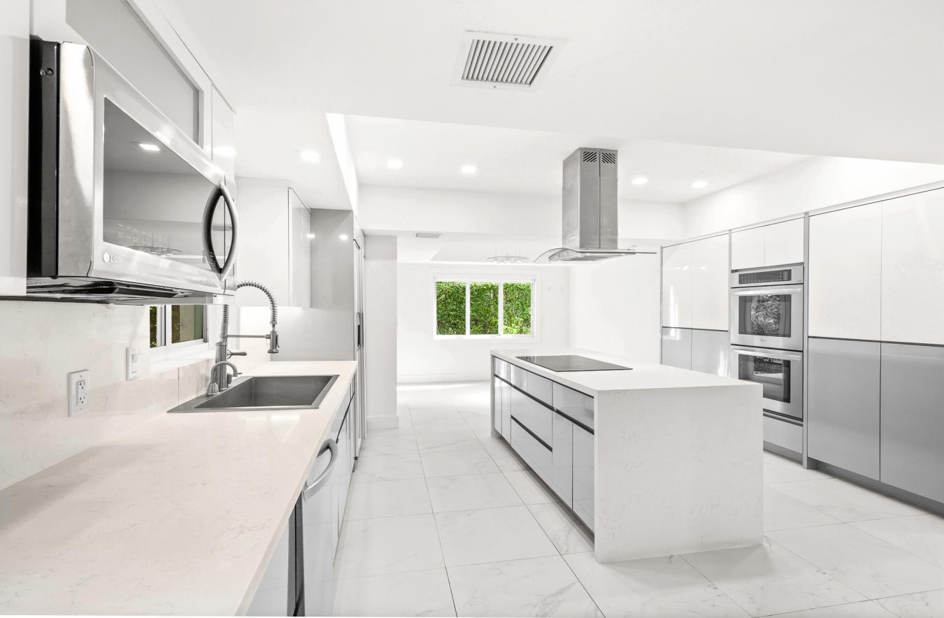 1941 S. Oak Haven Circle, Miami, FL, 33179, United States, 5 Bedrooms Bedrooms, ,6 BathroomsBathrooms,Residential,For Sale,1941 S. Oak Haven Circle,1336972