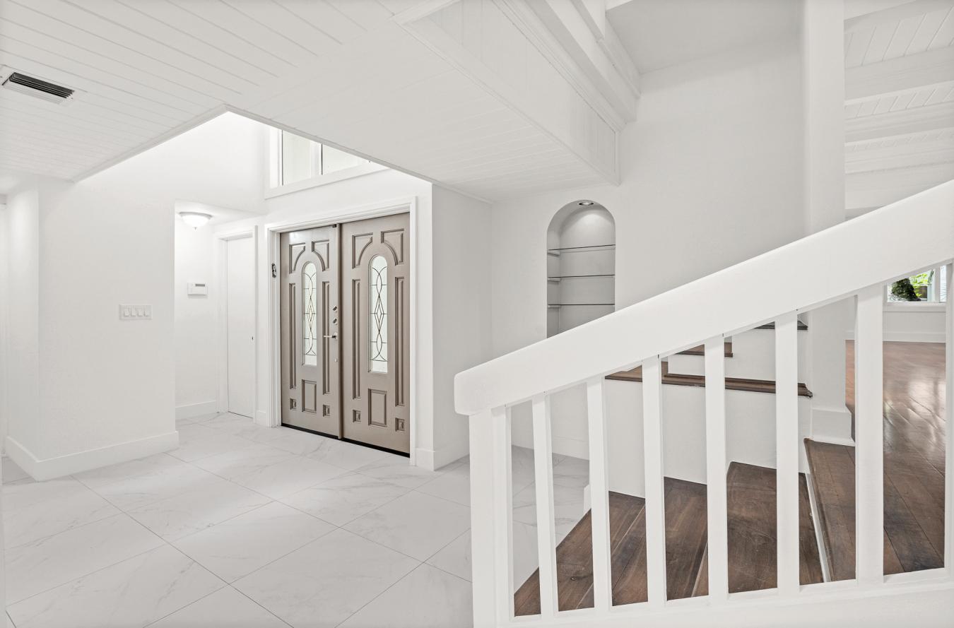 1941 S. Oak Haven Circle, Miami, FL, 33179, United States, 5 Bedrooms Bedrooms, ,6 BathroomsBathrooms,Residential,For Sale,1941 S. Oak Haven Circle,1336972
