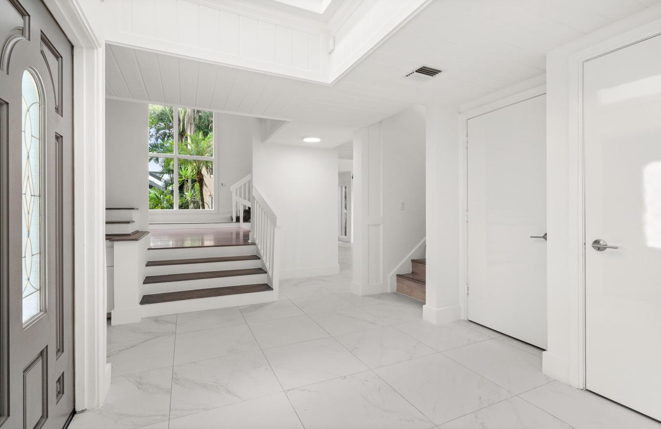 1941 S. Oak Haven Circle, Miami, FL, 33179, United States, 5 Bedrooms Bedrooms, ,6 BathroomsBathrooms,Residential,For Sale,1941 S. Oak Haven Circle,1336972