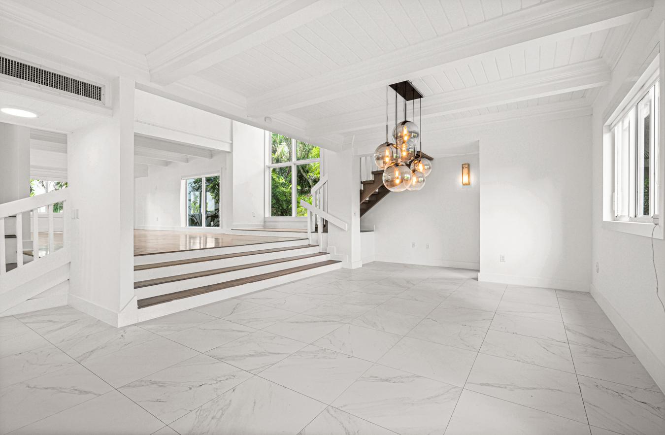 1941 S. Oak Haven Circle, Miami, FL, 33179, United States, 5 Bedrooms Bedrooms, ,6 BathroomsBathrooms,Residential,For Sale,1941 S. Oak Haven Circle,1336972