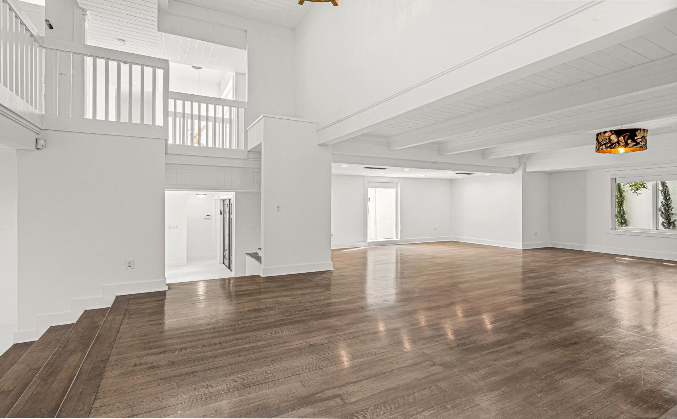 1941 S. Oak Haven Circle, Miami, FL, 33179, United States, 5 Bedrooms Bedrooms, ,6 BathroomsBathrooms,Residential,For Sale,1941 S. Oak Haven Circle,1336972
