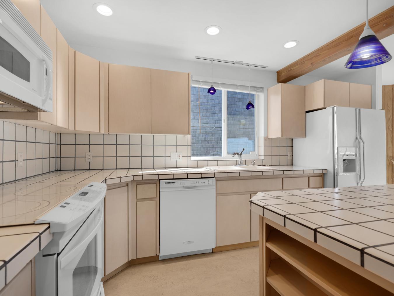 839 SW 2nd Street, Newport, Oregon, 97365, United States, 3 Bedrooms Bedrooms, ,4 BathroomsBathrooms,Residential,For Sale,839 SW 2nd Street,1339411