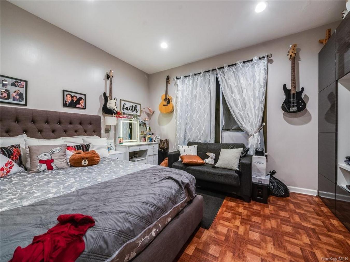 360 62nd Street, Sunset Park, New York, 11220, United States, 11 Bedrooms Bedrooms, ,4 BathroomsBathrooms,Residential,For Sale,360 62nd Street,1339408