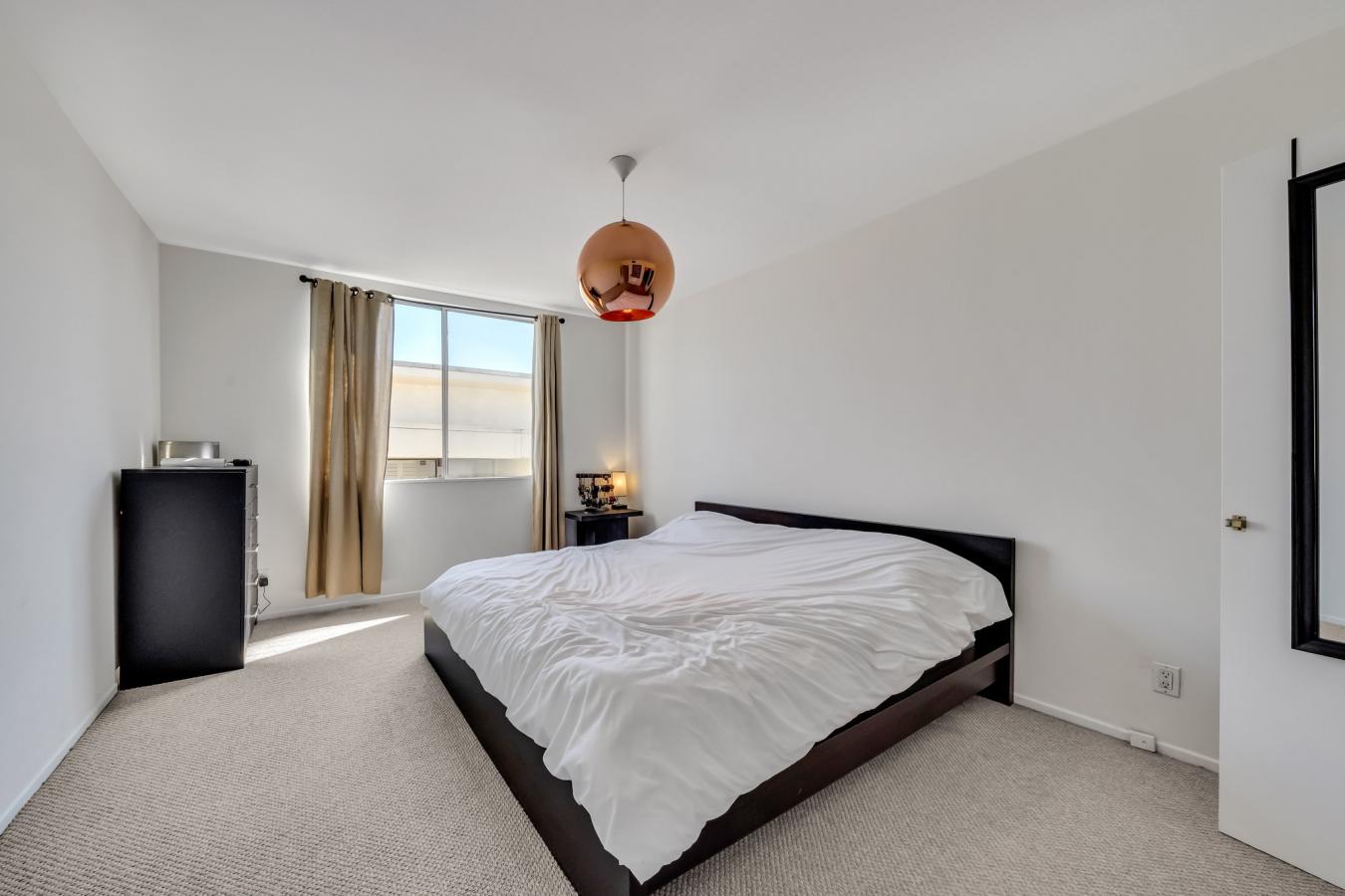 927 N KINGS ROAD UNIT, WEST HOLLYWOOD, California, 90069, United States, 1 Bedroom Bedrooms, ,1 BathroomBathrooms,Residential,For Sale,927 N KINGS ROAD UNIT,1341611