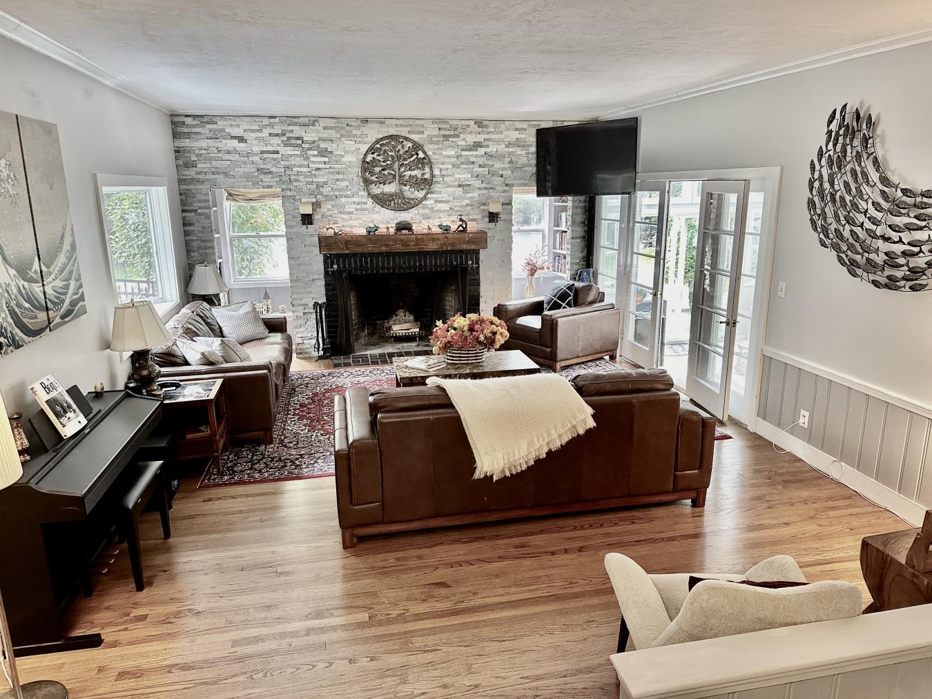 69 Aberdeen Street, Weston, Massachusetts, 02493, United States, 4 Bedrooms Bedrooms, ,3 BathroomsBathrooms,Residential,For Sale,69 Aberdeen Street,1348071