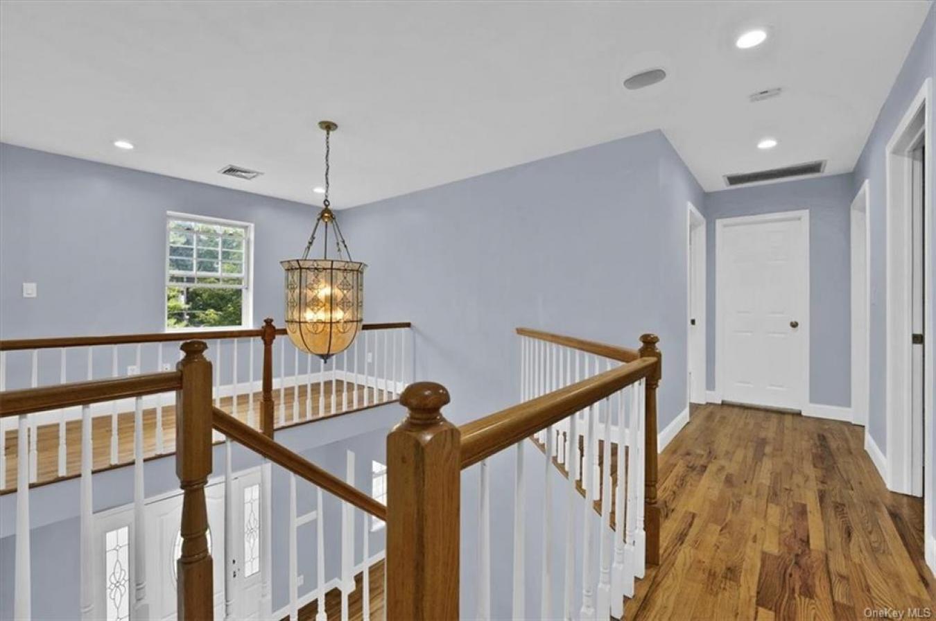 3317 Old Yorktown Road, Yorktown, NY, 10598, United States, 5 Bedrooms Bedrooms, ,2 BathroomsBathrooms,Residential,For Sale,3317 Old Yorktown Road,1348069