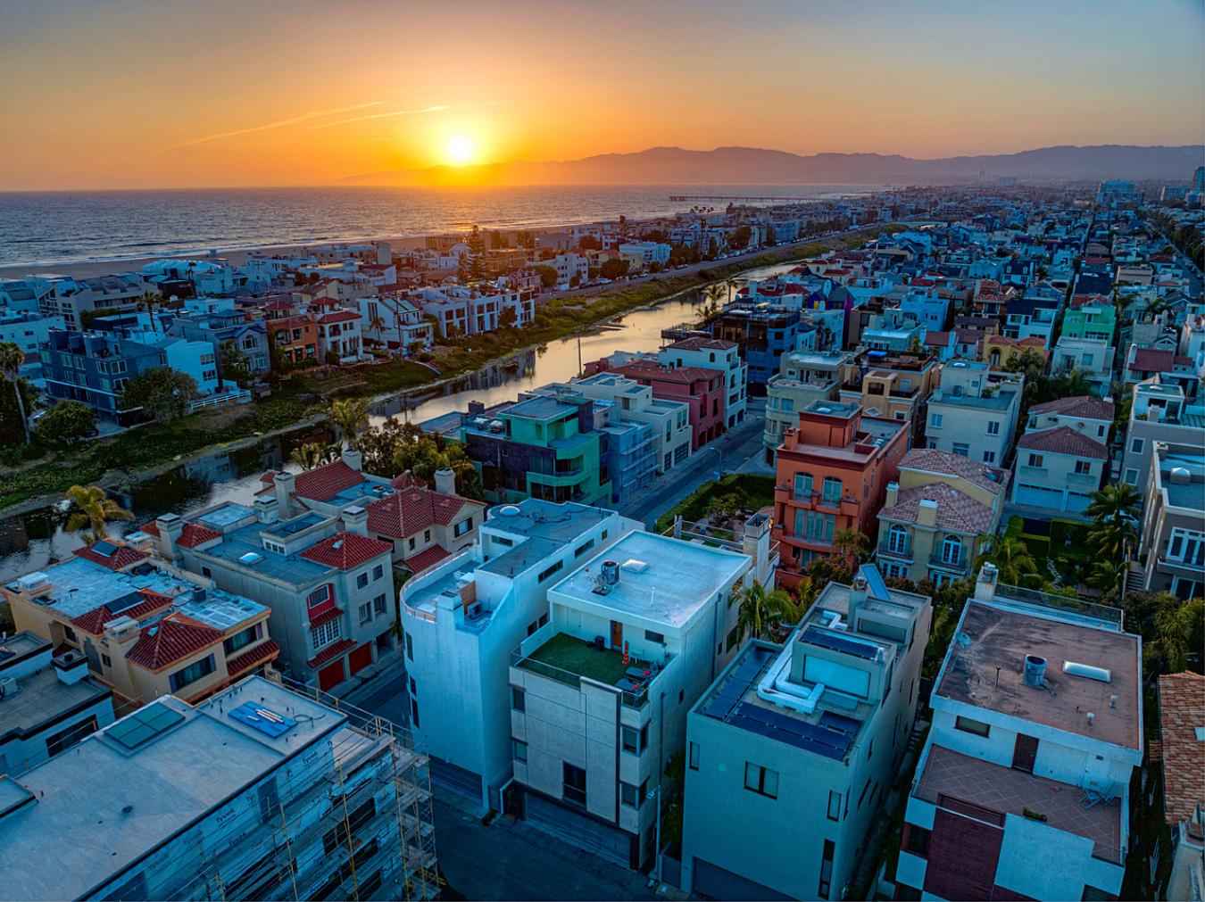 118 Voyage Mall, Marina Del Rey, CA, 90292, United States, 4 Bedrooms Bedrooms, ,5 BathroomsBathrooms,Residential,For Sale,118 Voyage Mall,1363270