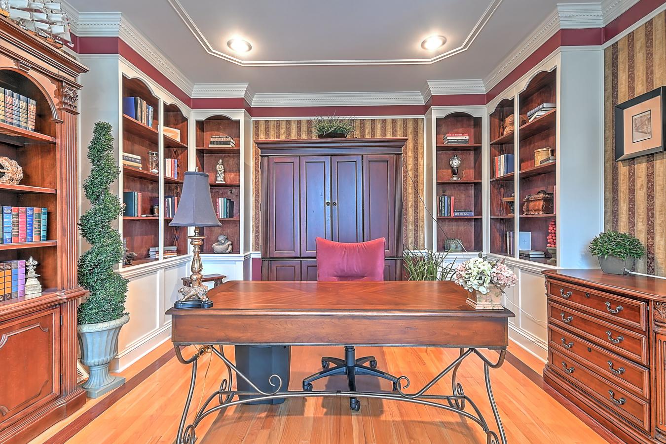 124 Cross Community Road, Bristol, TN, 37620-3526, United States, 6 Bedrooms Bedrooms, ,7 BathroomsBathrooms,Residential,For Sale,124 Cross Community Road,1363266